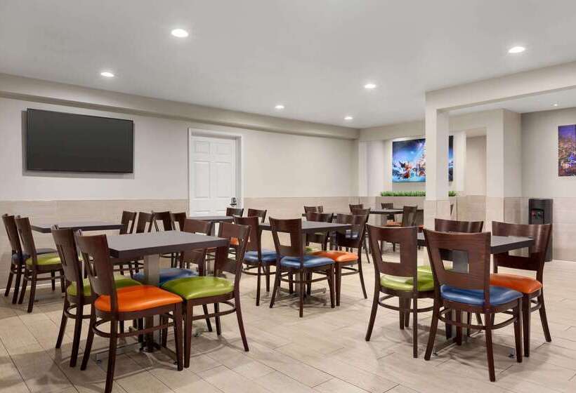 ホテル Days Inn & Suites By Wyndham Anaheim At Disneyland Park