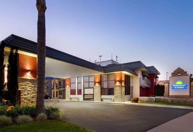 ホテル Days Inn & Suites By Wyndham Anaheim At Disneyland Park