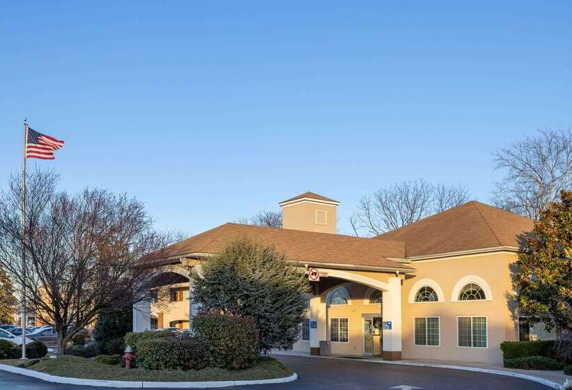 فندق Days Inn & Suites By Wyndham Cherry Hill  Philadelphia