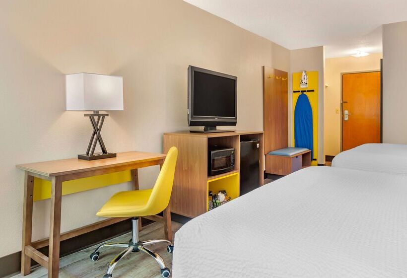 Hotel Days Inn & Suites By Wyndham Rocky Mount Golden East