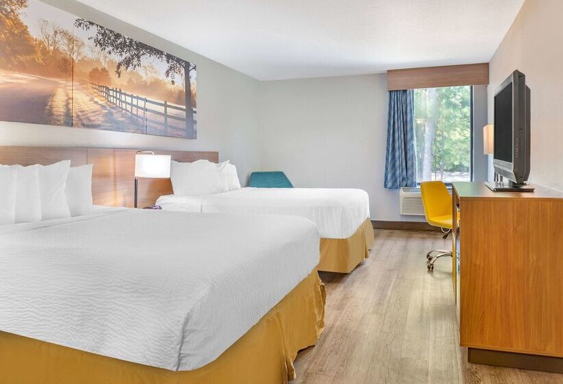 Hotel Days Inn & Suites By Wyndham Rocky Mount Golden East