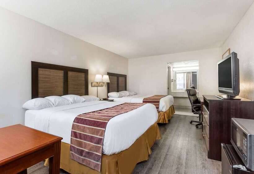 فندق Days Inn & Suites By Wyndham Rocky Mount Golden East