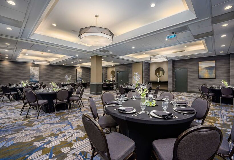 فندق Doubletree By Hilton Raleigh Midtown, Nc