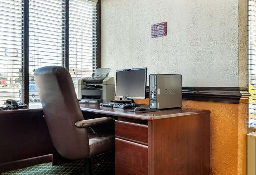 فندق Econo Lodge