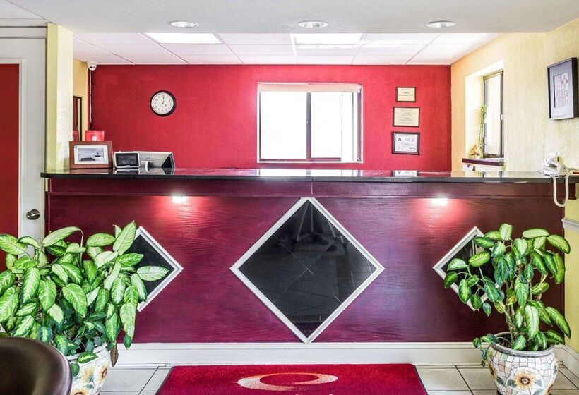 ホテル Econo Lodge Inn & Suites Matthews   Charlotte