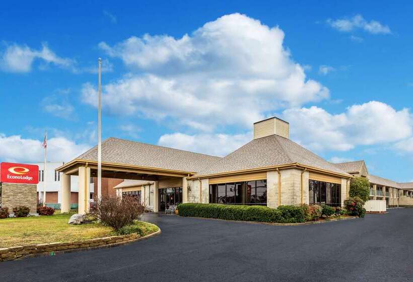 هتل Econo Lodge Naval Station Norfolk