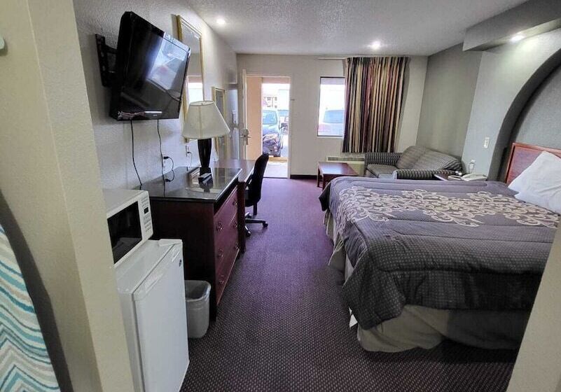 호텔 Hallmark Inn And Suites