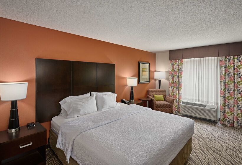 هتل Hampton Inn Evansville/airport