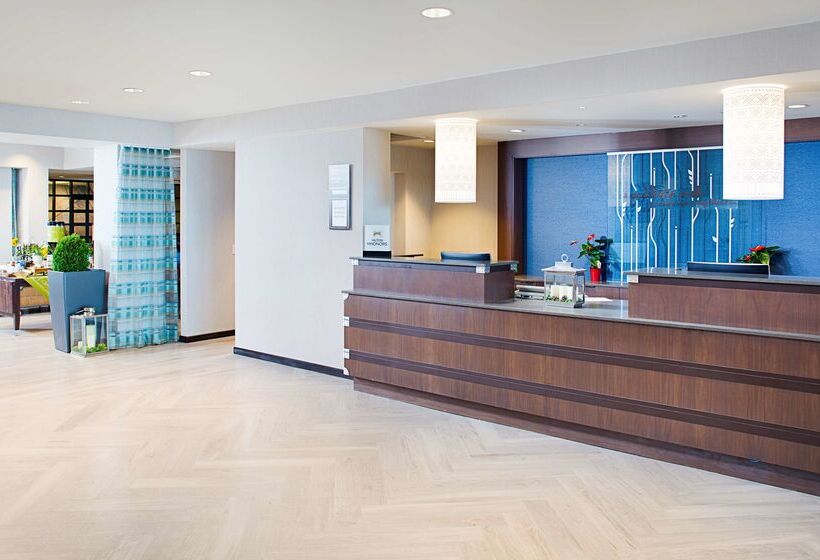 هتل Hilton Garden Inn Providence