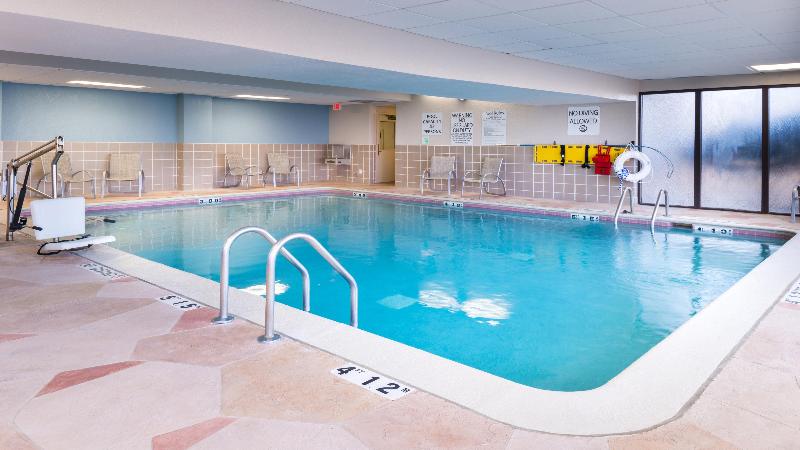 Holiday Inn Hotel & Suites Warren, An Ihg
