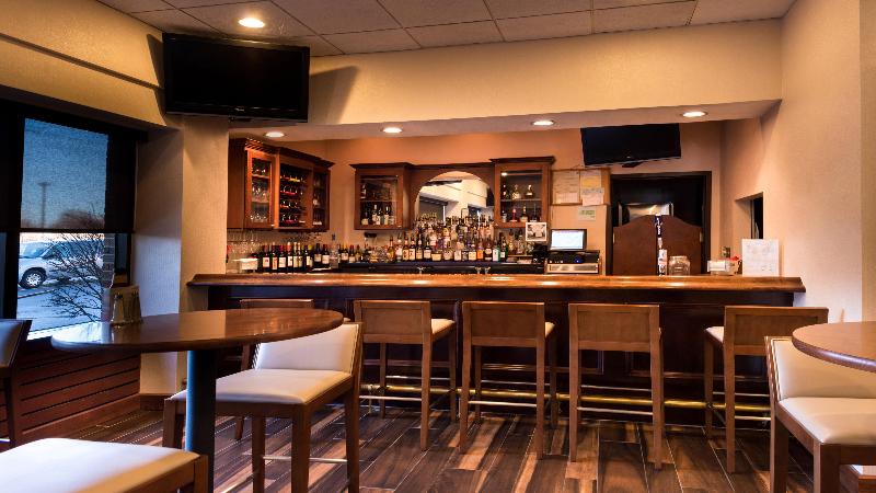 Holiday Inn Hotel & Suites Warren, An Ihg