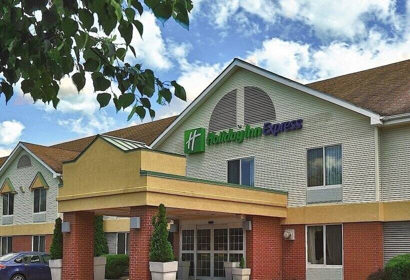 هتل Holiday Inn Express Keene