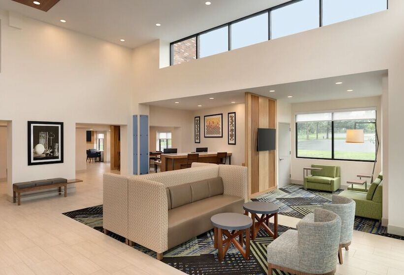 هتل Holiday Inn Express Plattsburgh, An Ihg
