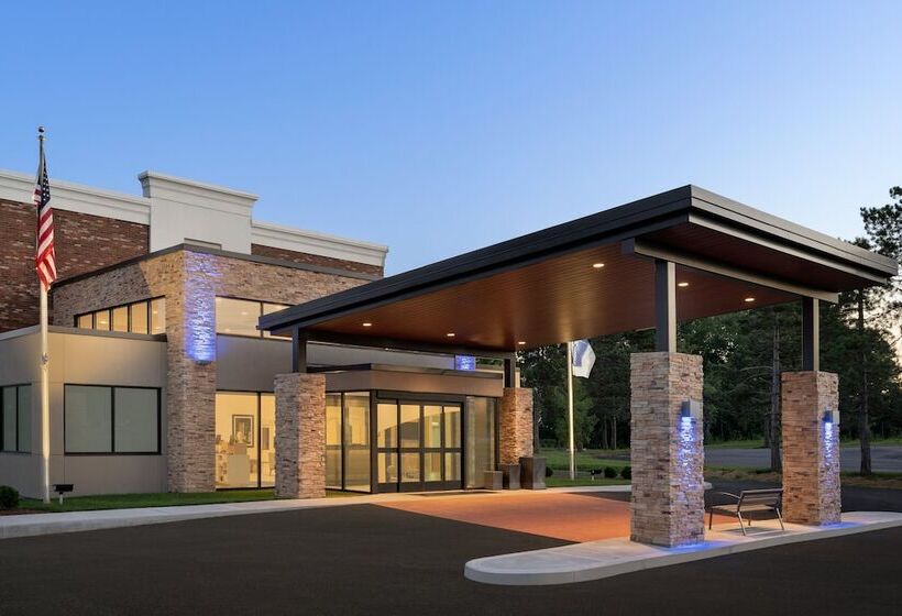 فندق Holiday Inn Express   Plattsburgh, An Ihg