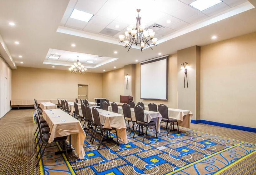 Hotel Holiday Inn Express & Suites Albany Airport Wolf Road, An Ihg