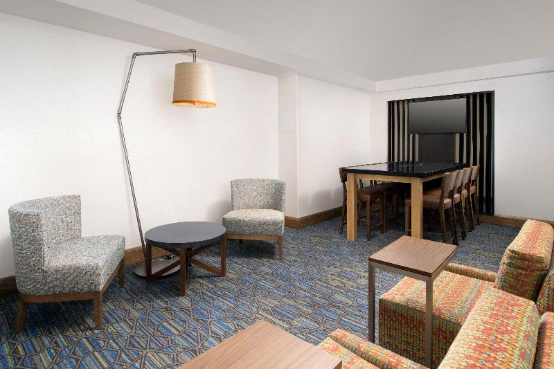 ホテル Holiday Inn Express & Suites College Park University Area, An Ihg