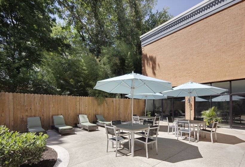 هتل Holiday Inn University Area Charlottesville, An Ihg
