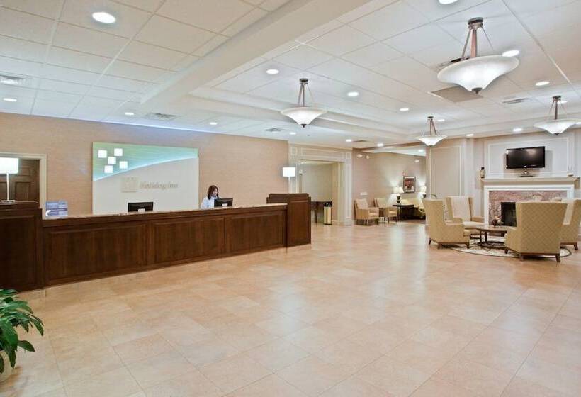 فندق Holiday Inn University Area Charlottesville, An Ihg