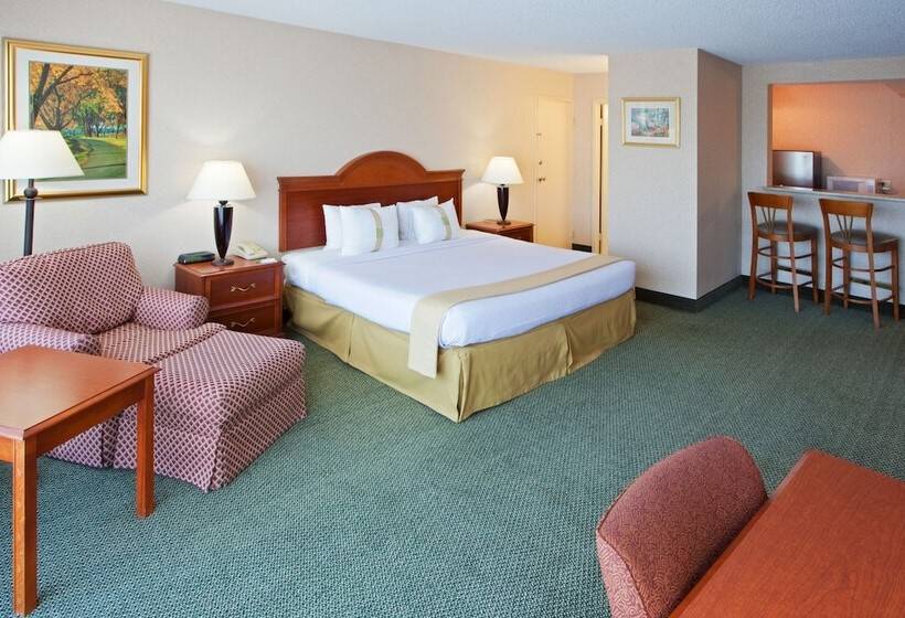 هتل Holiday Inn University Area Charlottesville, An Ihg