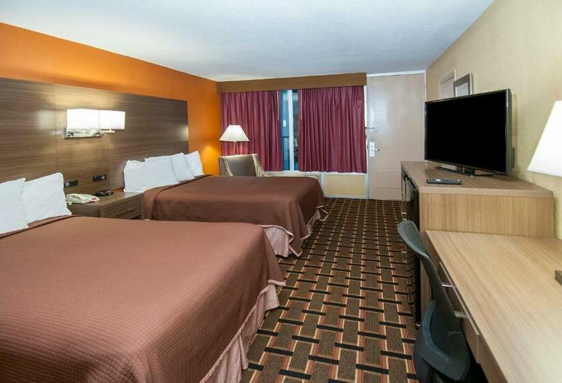 هتل Howard Johnson By Wyndham Conway