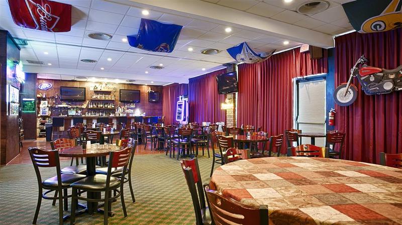 Motel 6 Henderson, Tx