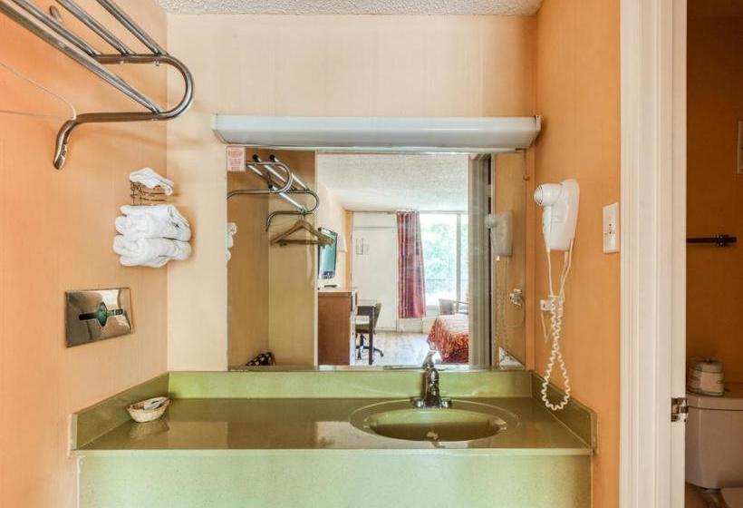 Отель Ameriican Atlanta Inn