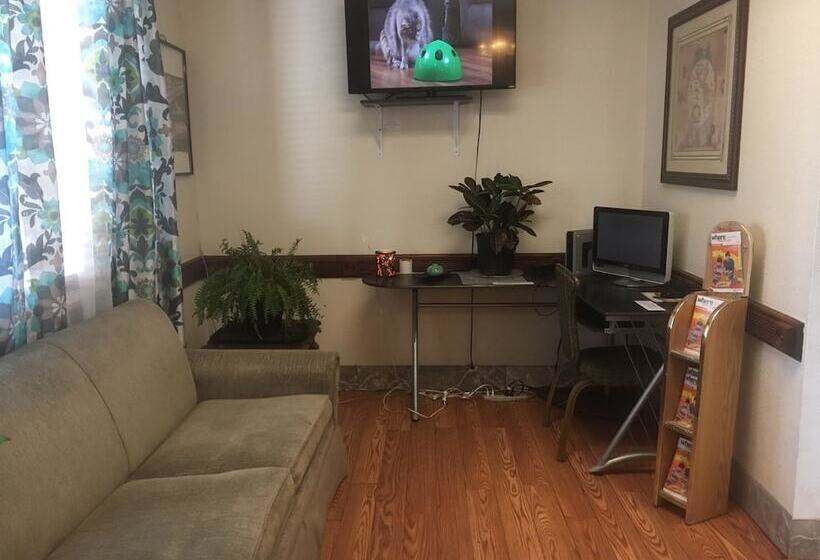 ホテル Knights Inn San Antonio Near Frost Bank Center