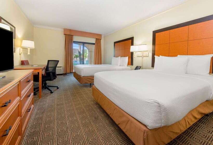 Hotel La Quinta Inn & Suites By Wyndham Ft Lauderdale Cypress Cr