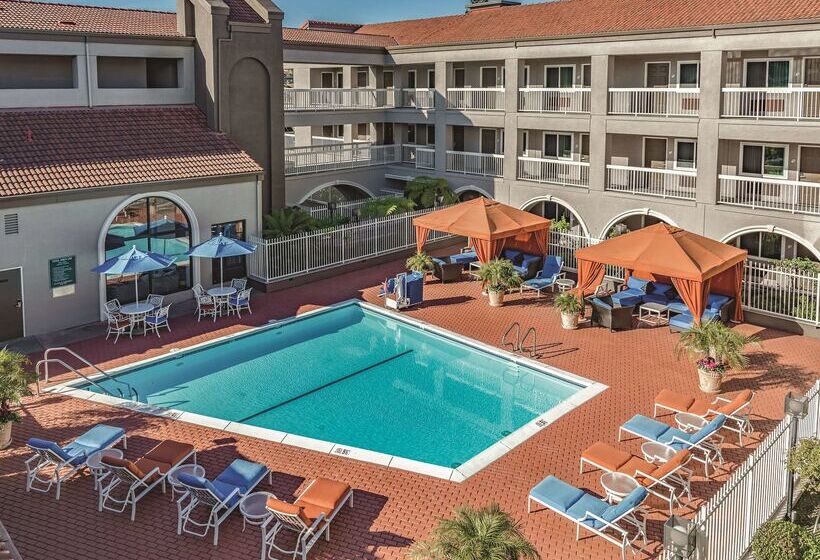 هتل La Quinta By Wyndham San Francisco Airport West