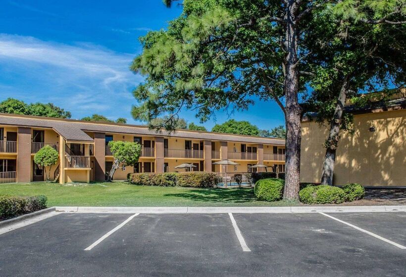 Hotel Quality Inn At Eglin Afb