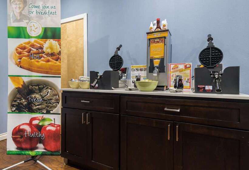 هتل Quality Inn Bellevue