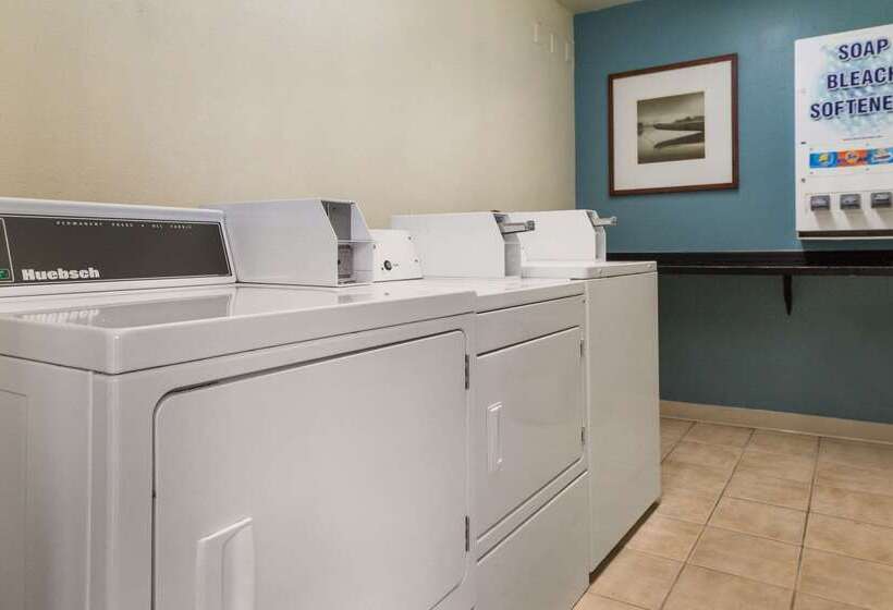 هتل Quality Inn Bellevue