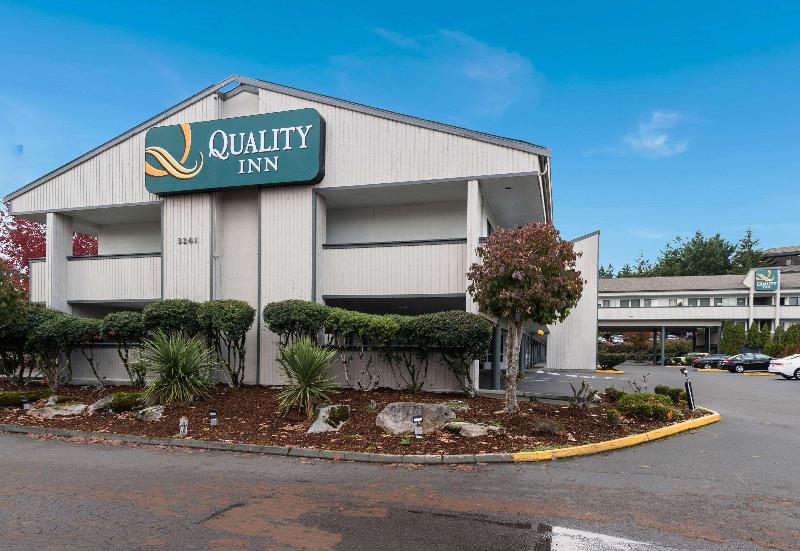 هتل Quality Inn Bellevue