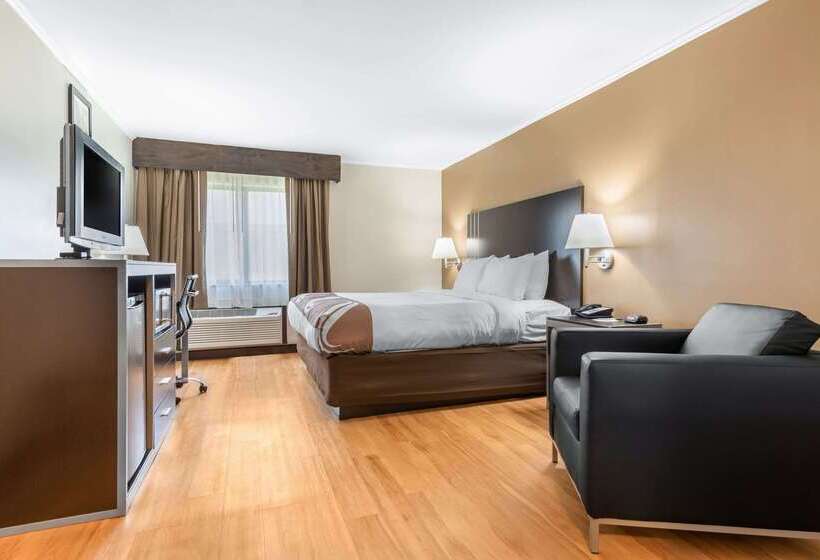 Отель Quality Inn