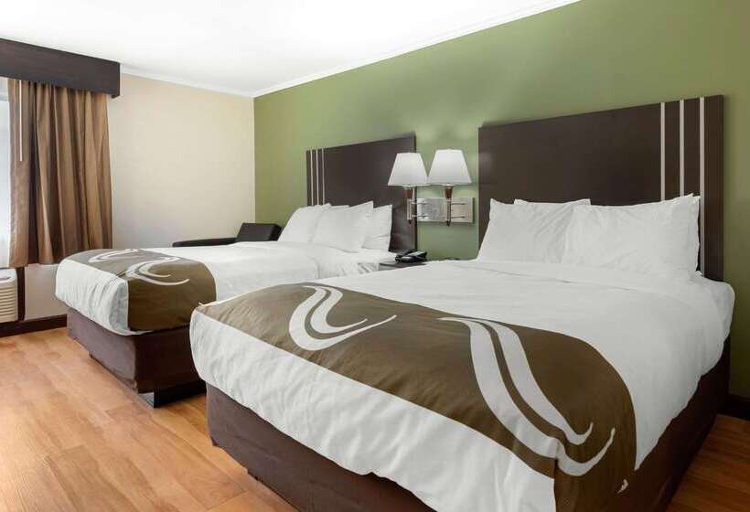 Отель Quality Inn