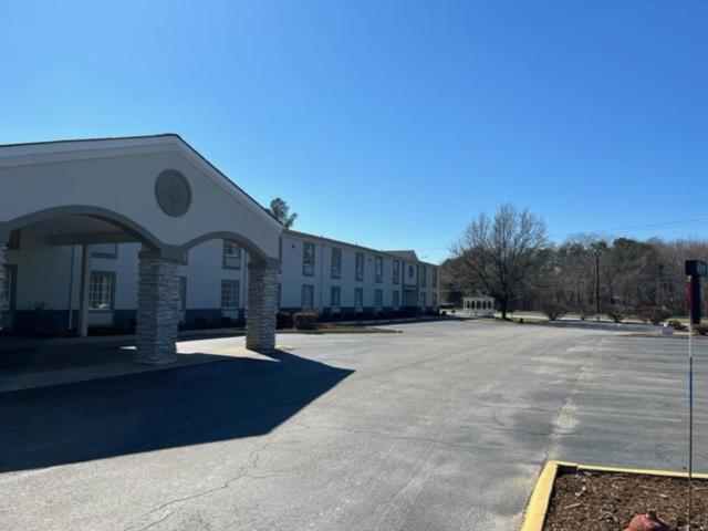 酒店 Quality Inn University Area