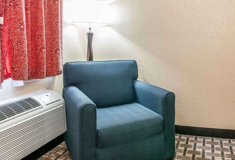 호텔 Quality Inn