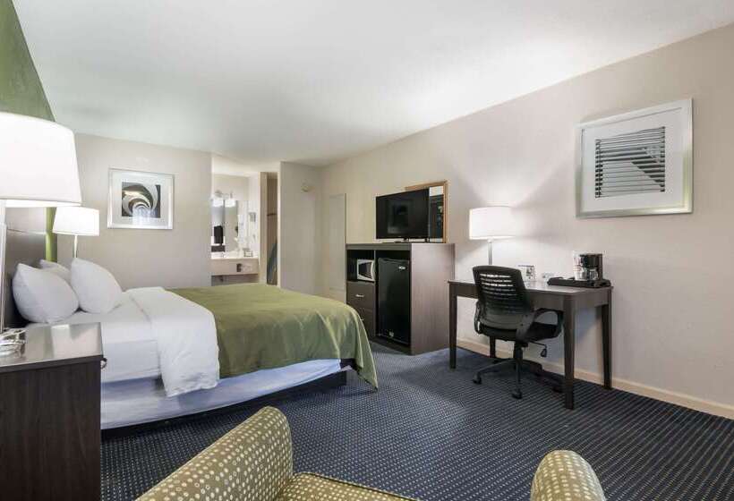 Otel Quality Inn Little Creek