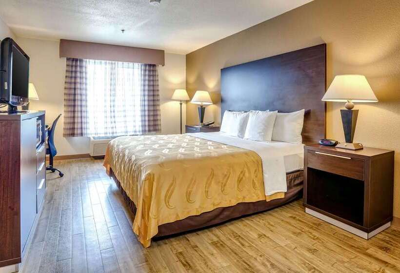 ホテル Quality Inn Near Six Flags Discovery Kingdomnapa Valley