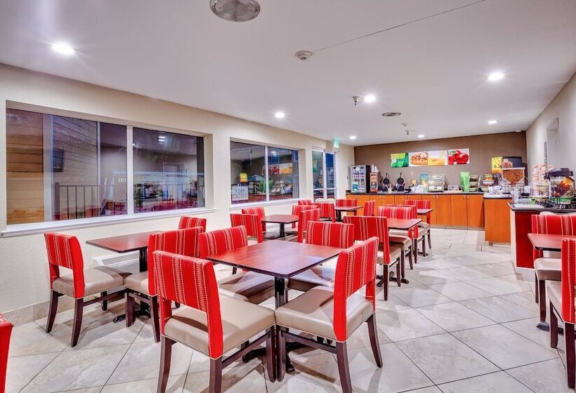 ホテル Quality Inn Near Six Flags Discovery Kingdomnapa Valley