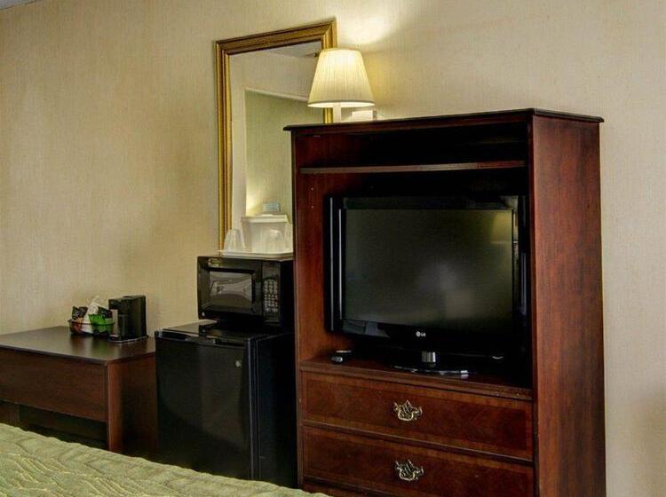 هتل Quality Inn Princeton