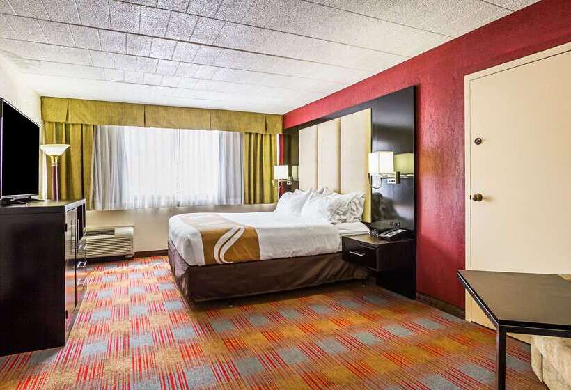 هتل Quality Inn & Suites