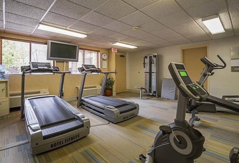 هتل Quality Inn & Suites