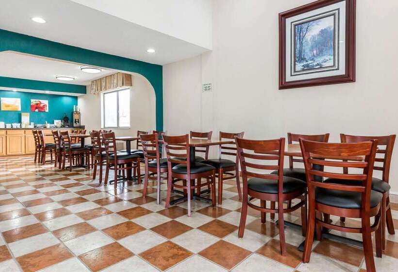 فندق Quality Inn & Suites Bloomington University Area