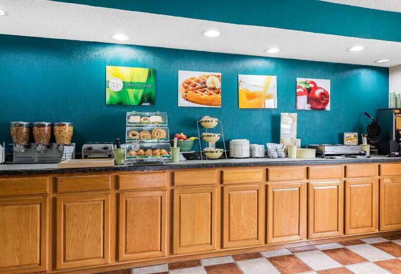 هتل Quality Inn & Suites Bloomington University Area
