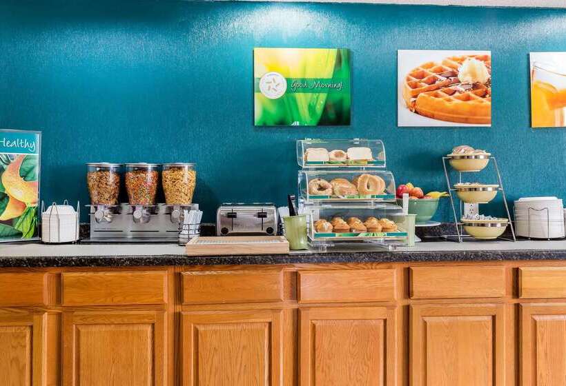 هتل Quality Inn & Suites Bloomington University Area