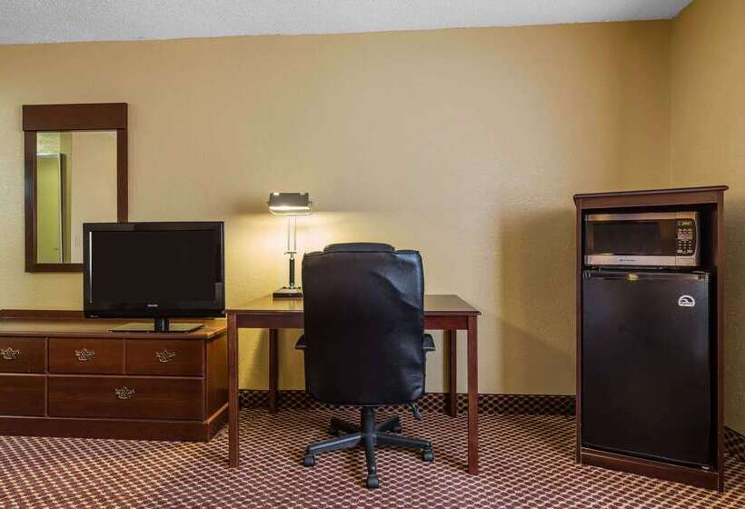 Hotel Quality Inn & Suites Bloomington University Area