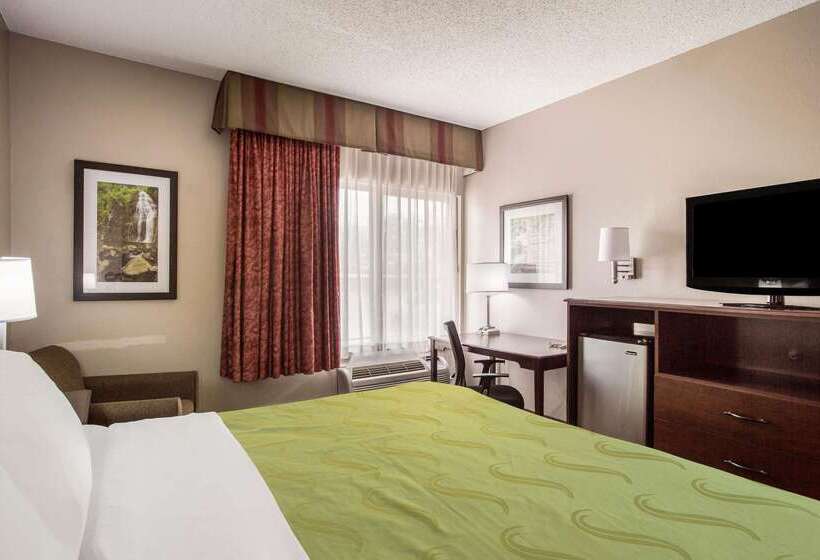 هتل Quality Inn & Suites Lawrence University Area