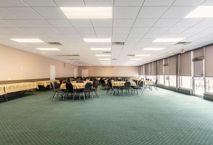 酒店 Quality Inn & Suites Vandalia Near I70 And Hwy 51
