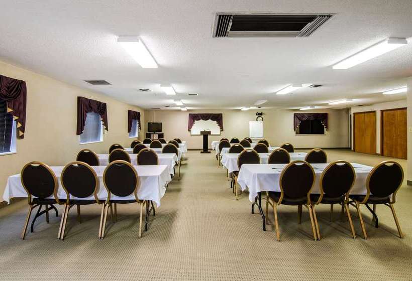 Отель Quality Inn